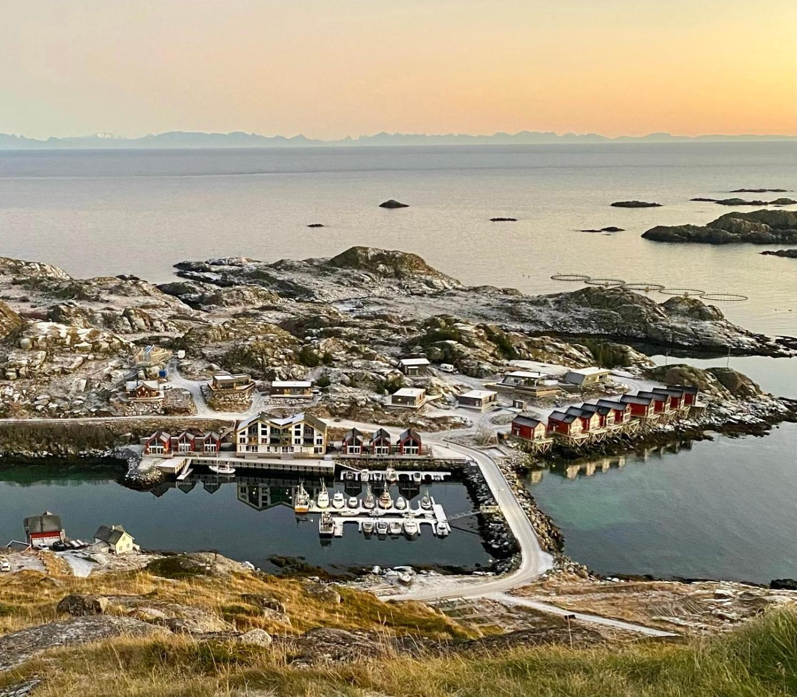 Superior Cabin Ballstad Lofoten Exterior foto
